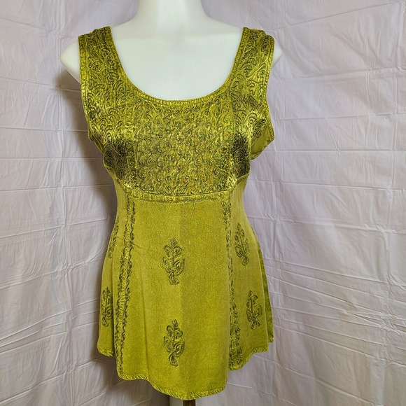 Kirat embroidered tunic - Picture 1 of 4